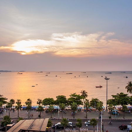 Eastiny Inn Hotel Pattaya Zewnętrze zdjęcie