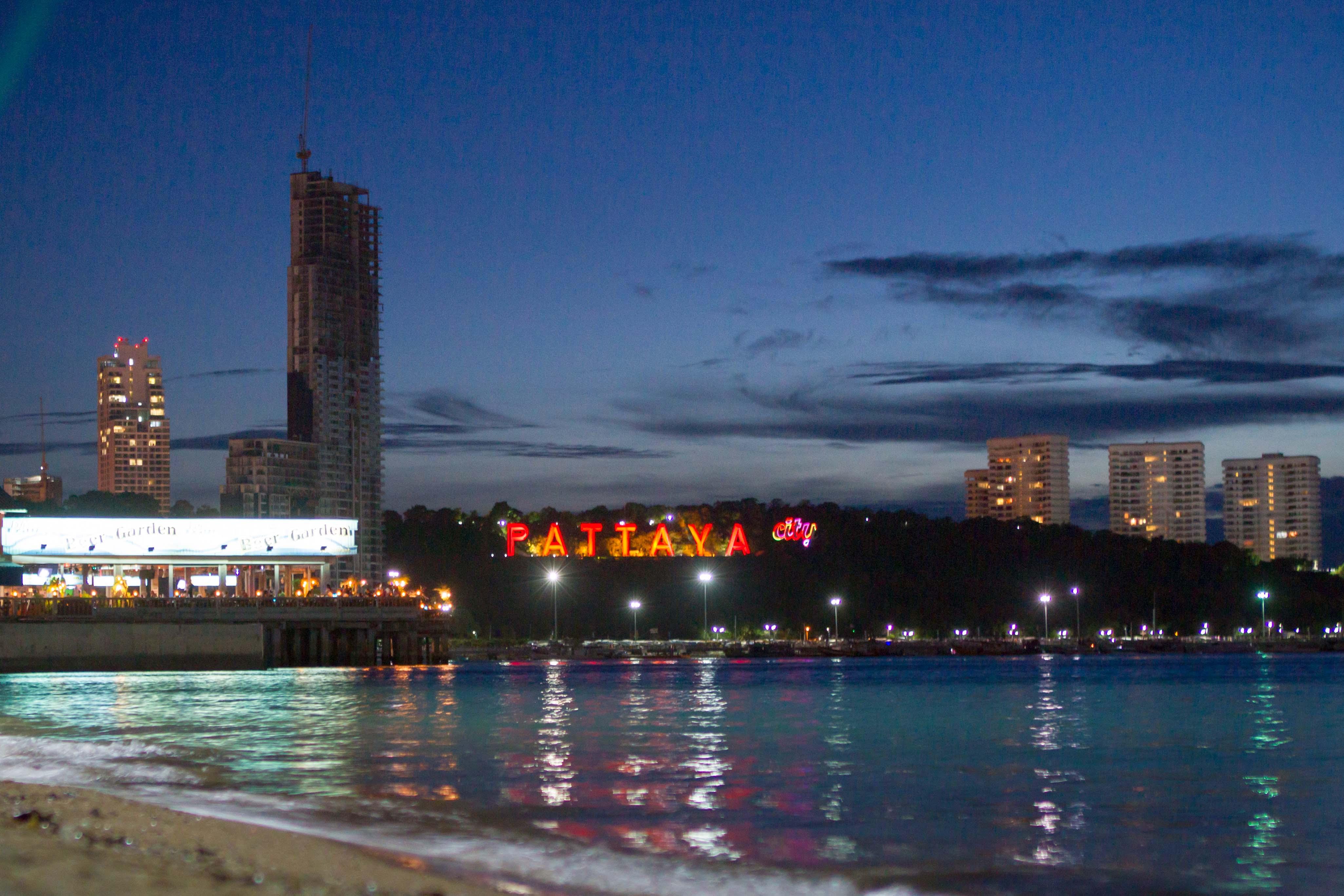 Eastiny Inn Hotel Pattaya Zewnętrze zdjęcie