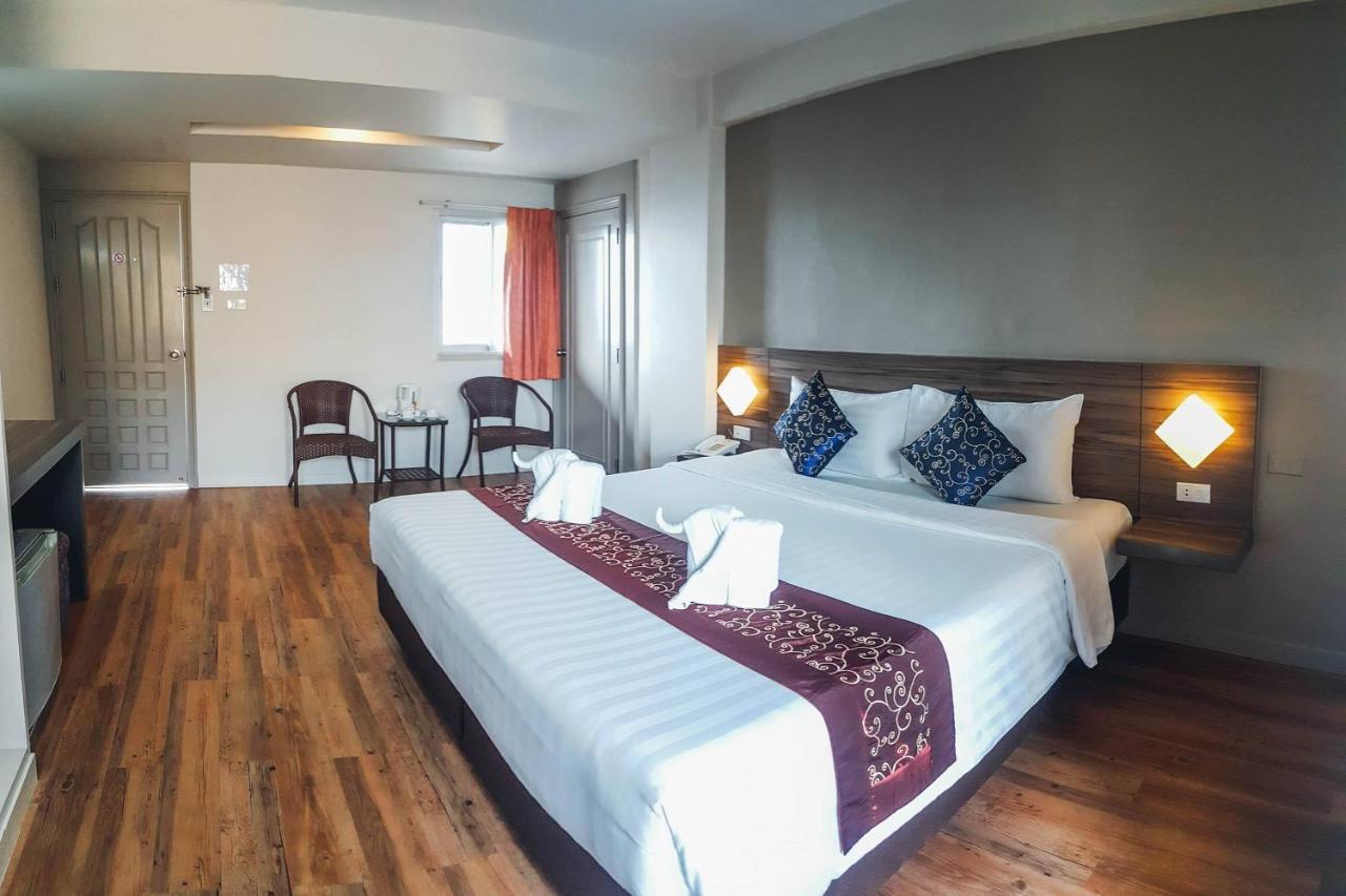 Eastiny Inn Hotel Pattaya Zewnętrze zdjęcie