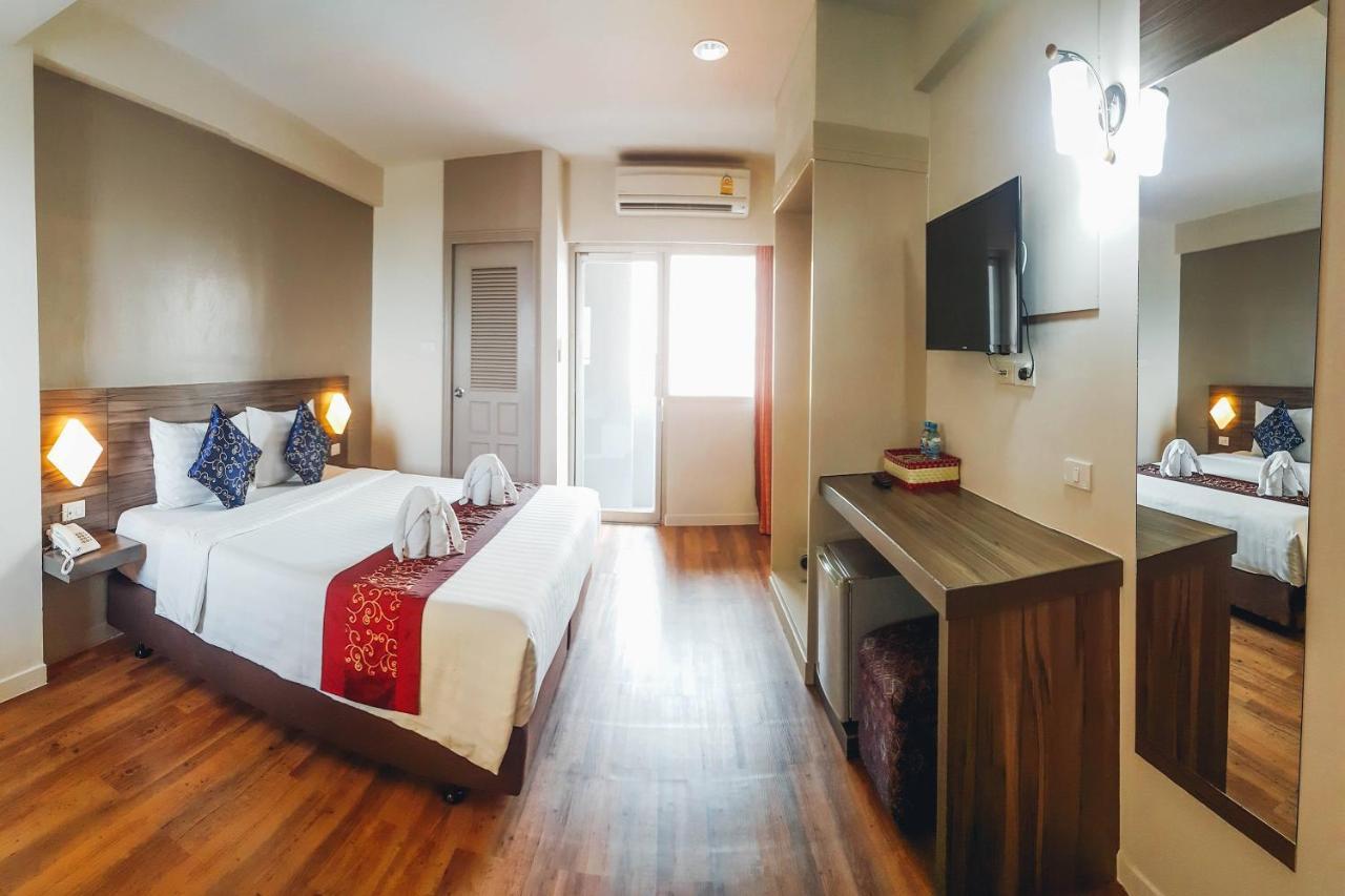 Eastiny Inn Hotel Pattaya Zewnętrze zdjęcie