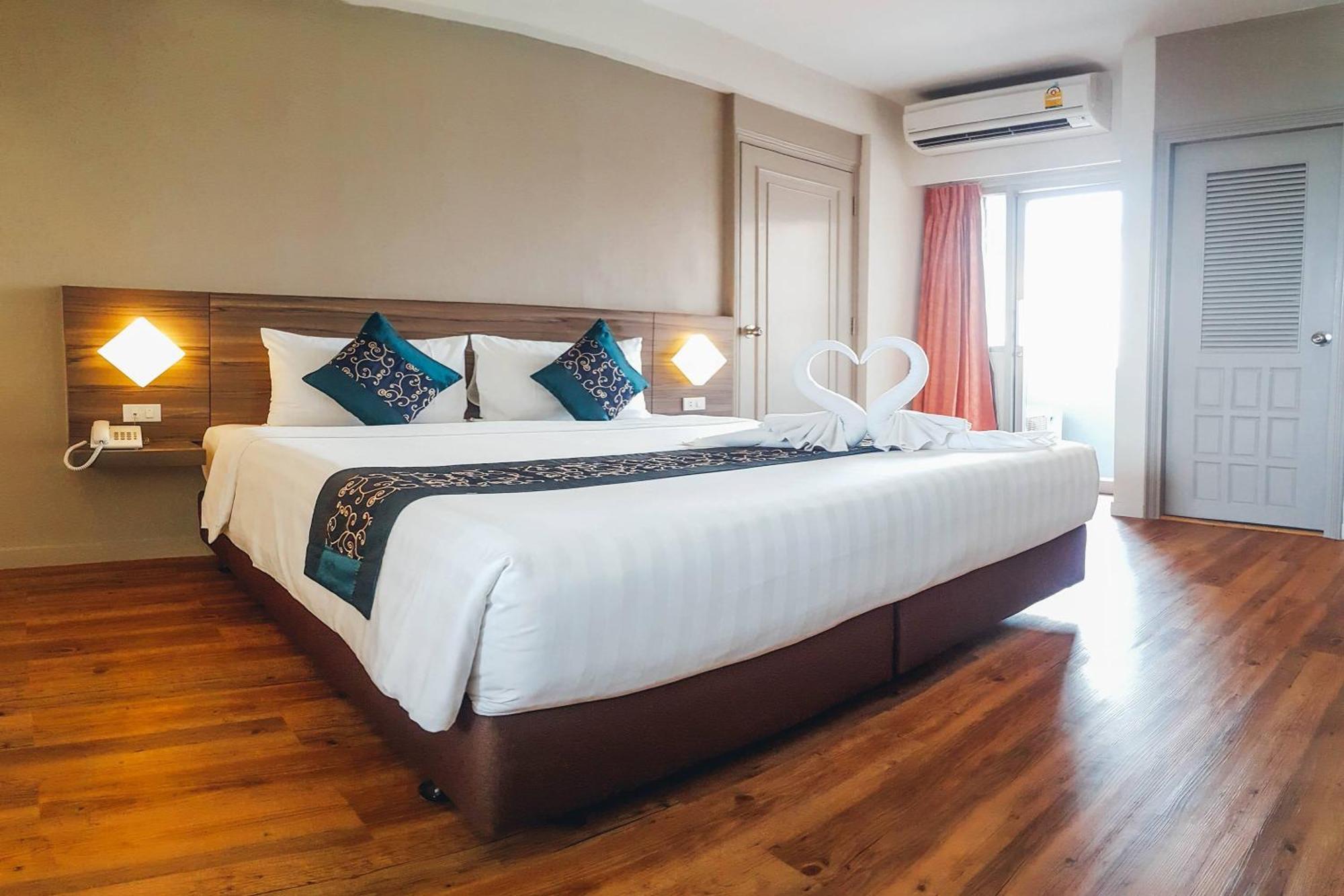 Eastiny Inn Hotel Pattaya Zewnętrze zdjęcie