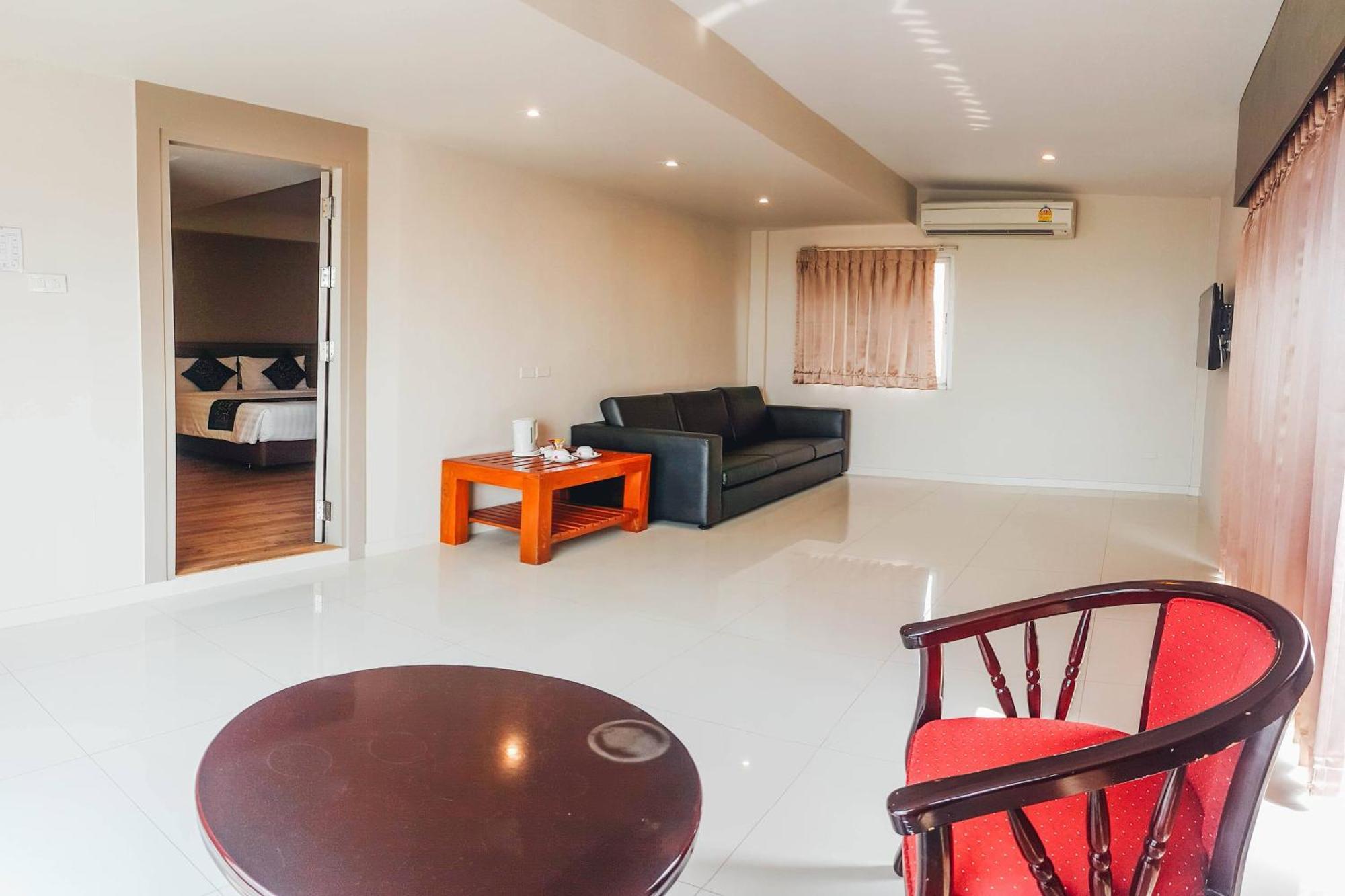 Eastiny Inn Hotel Pattaya Zewnętrze zdjęcie