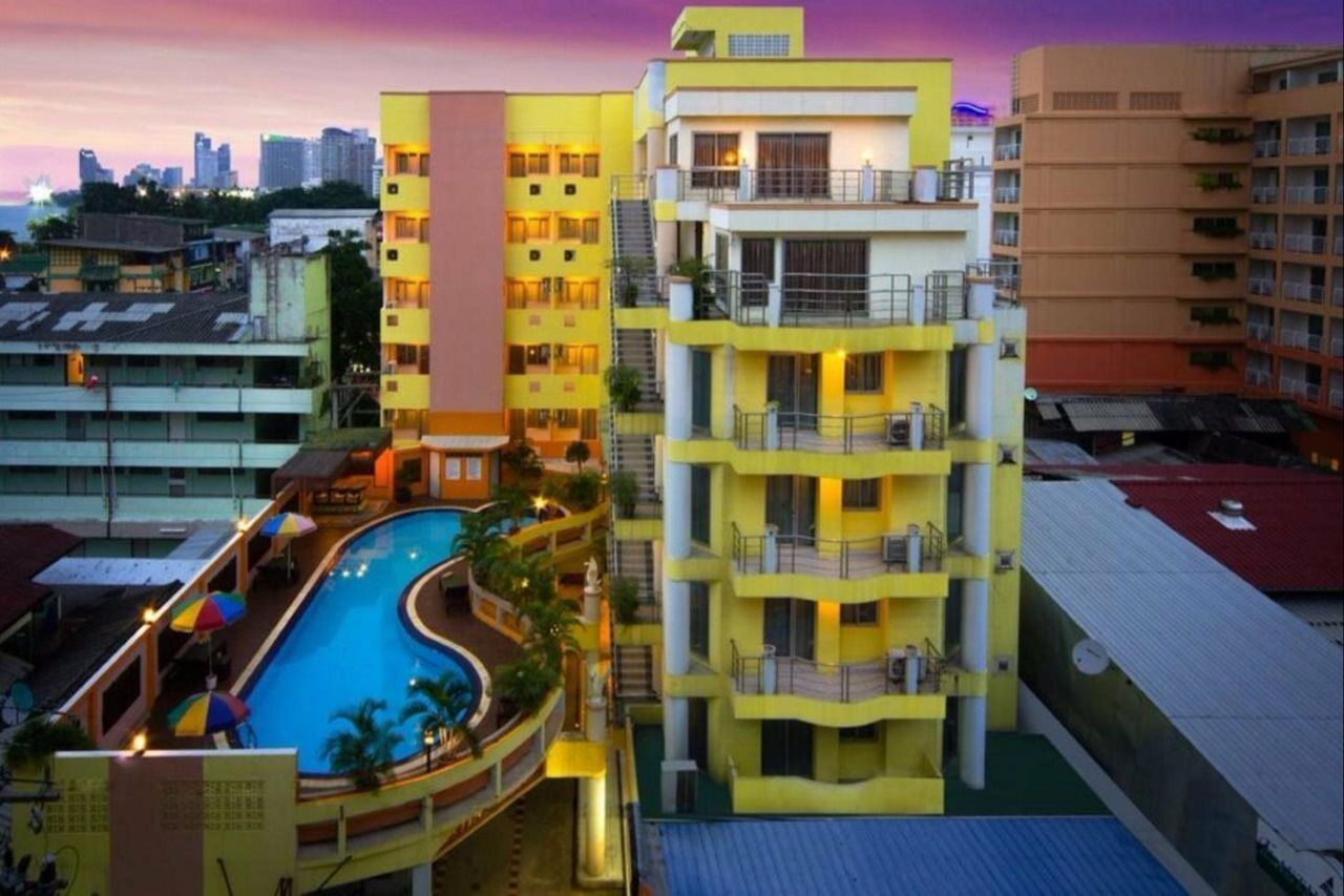 Eastiny Inn Hotel Pattaya Zewnętrze zdjęcie